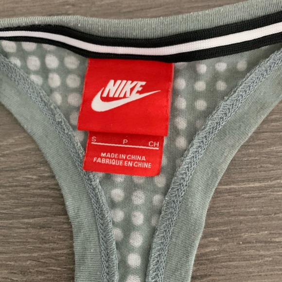 Nike cropped top shirt Small S crop - Picture 4 of 6